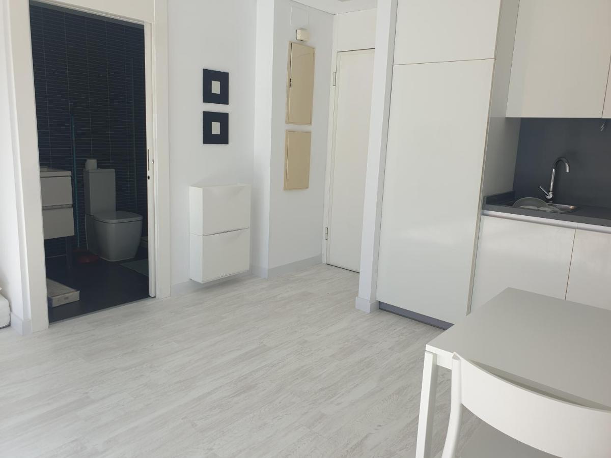 Апартаменты Aeropuerto Loft Poligono Манисес Экстерьер фото